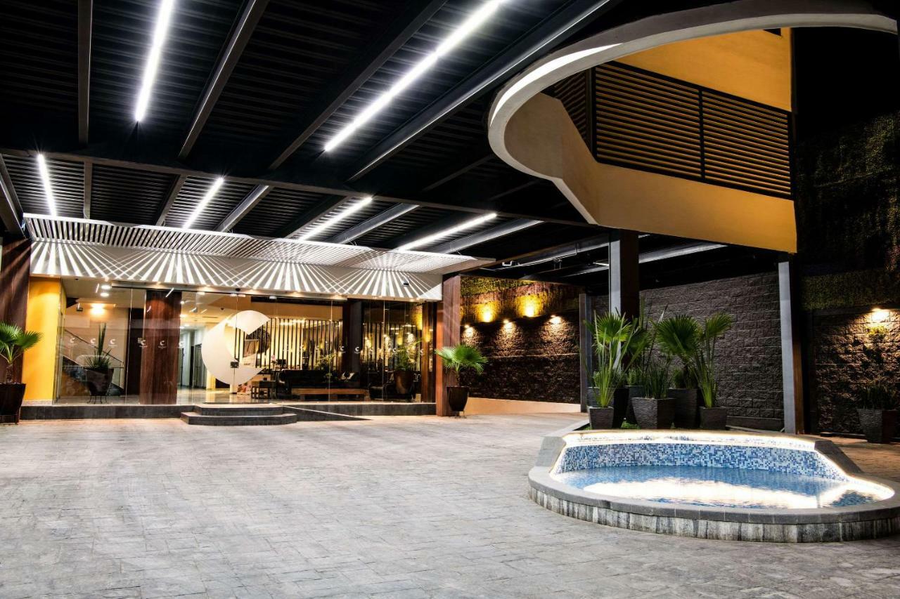 Comfort Inn Ірапуато Екстер'єр фото